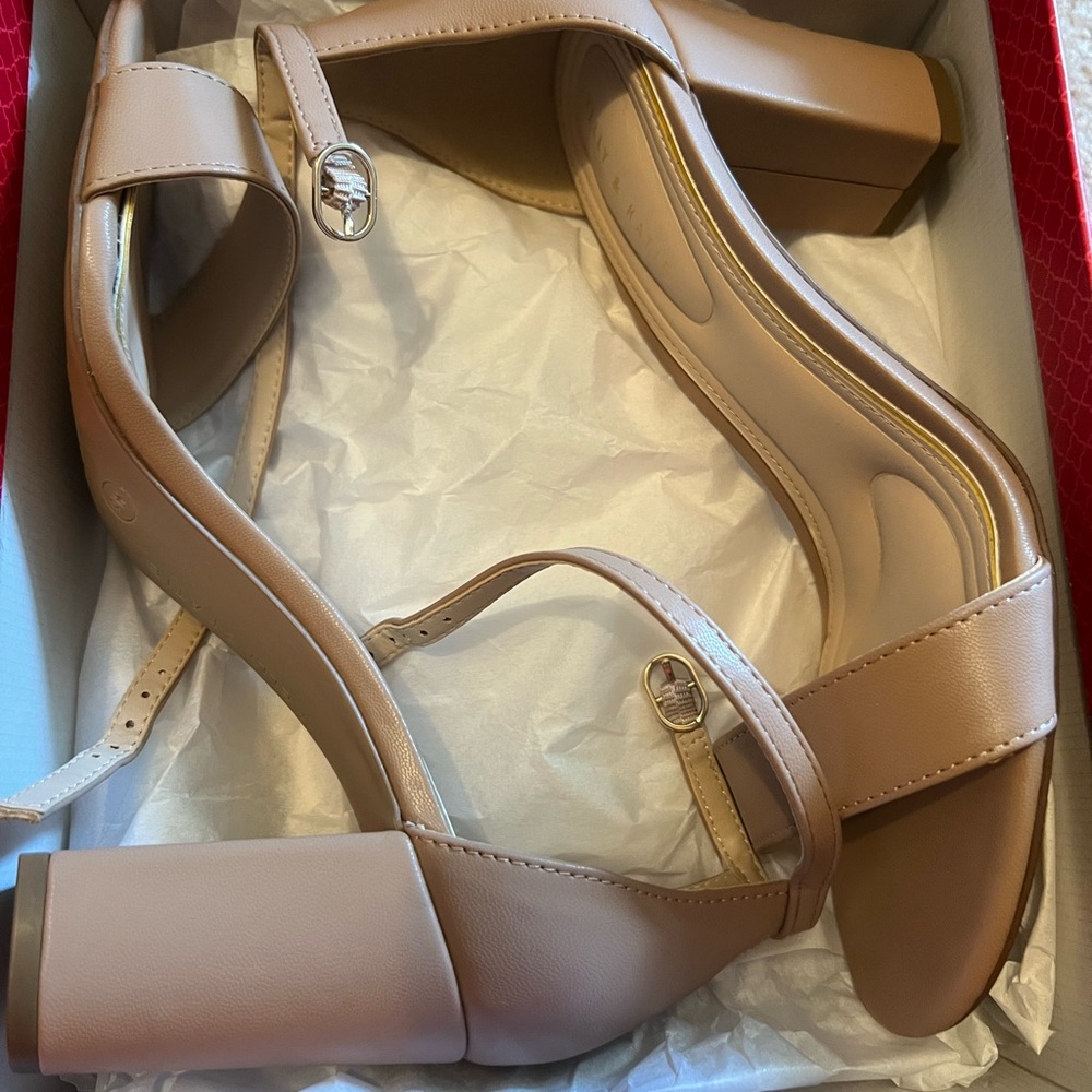 Elegant Tan Block Heel Sandals